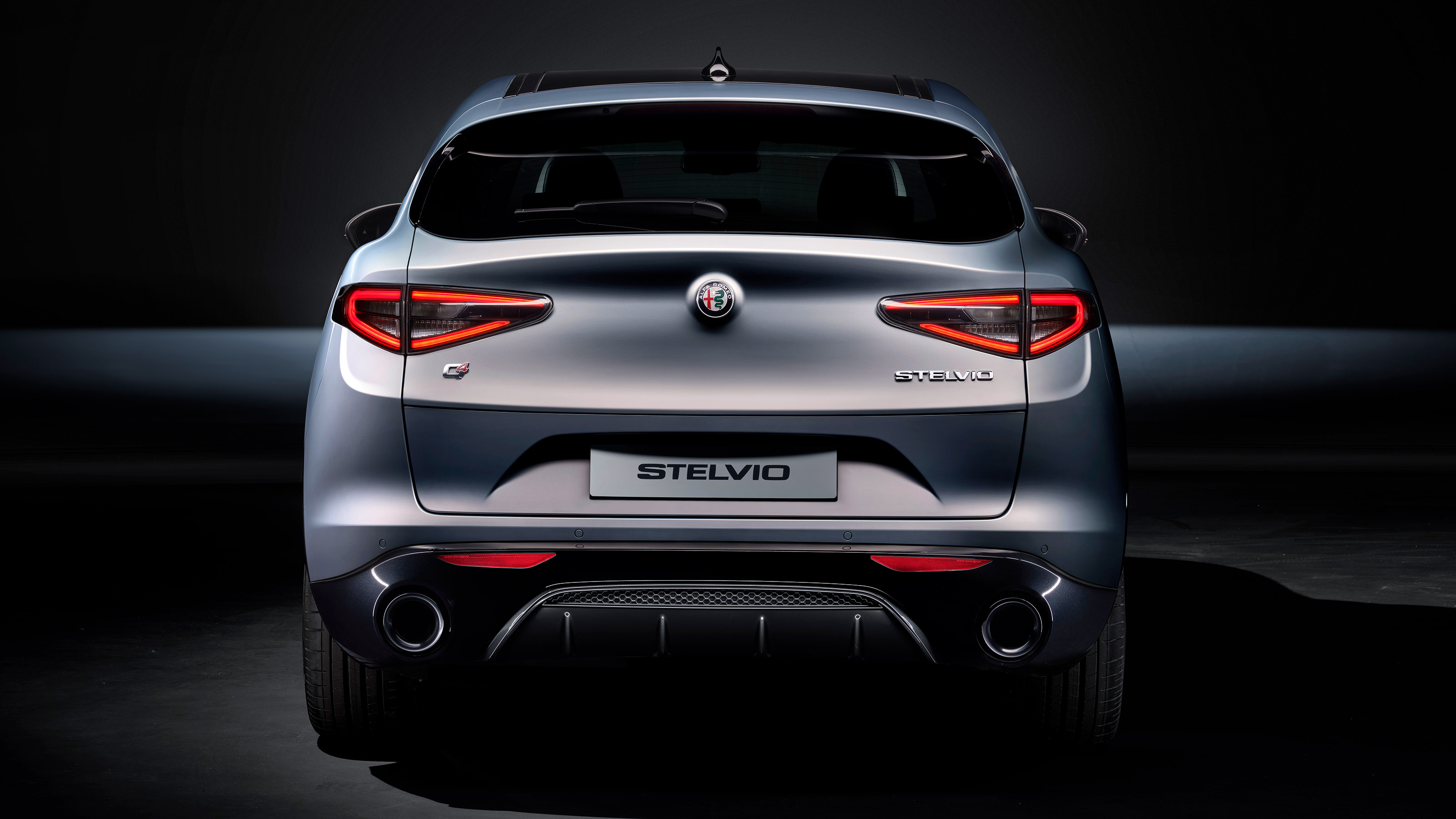 Alfa Romeo Stelvio facelift - full rear