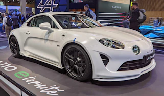 Alpine A110 E-Ternite - Paris
