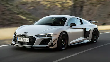 Audi R8 V10 GT RWD - front