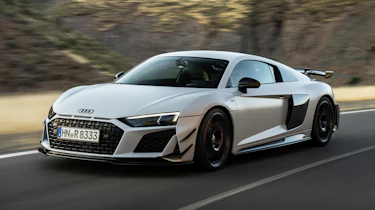 Audi R8 V10 GT RWD - front