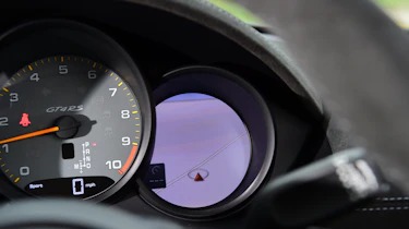 Porsche 718 GT4 RS - dials
