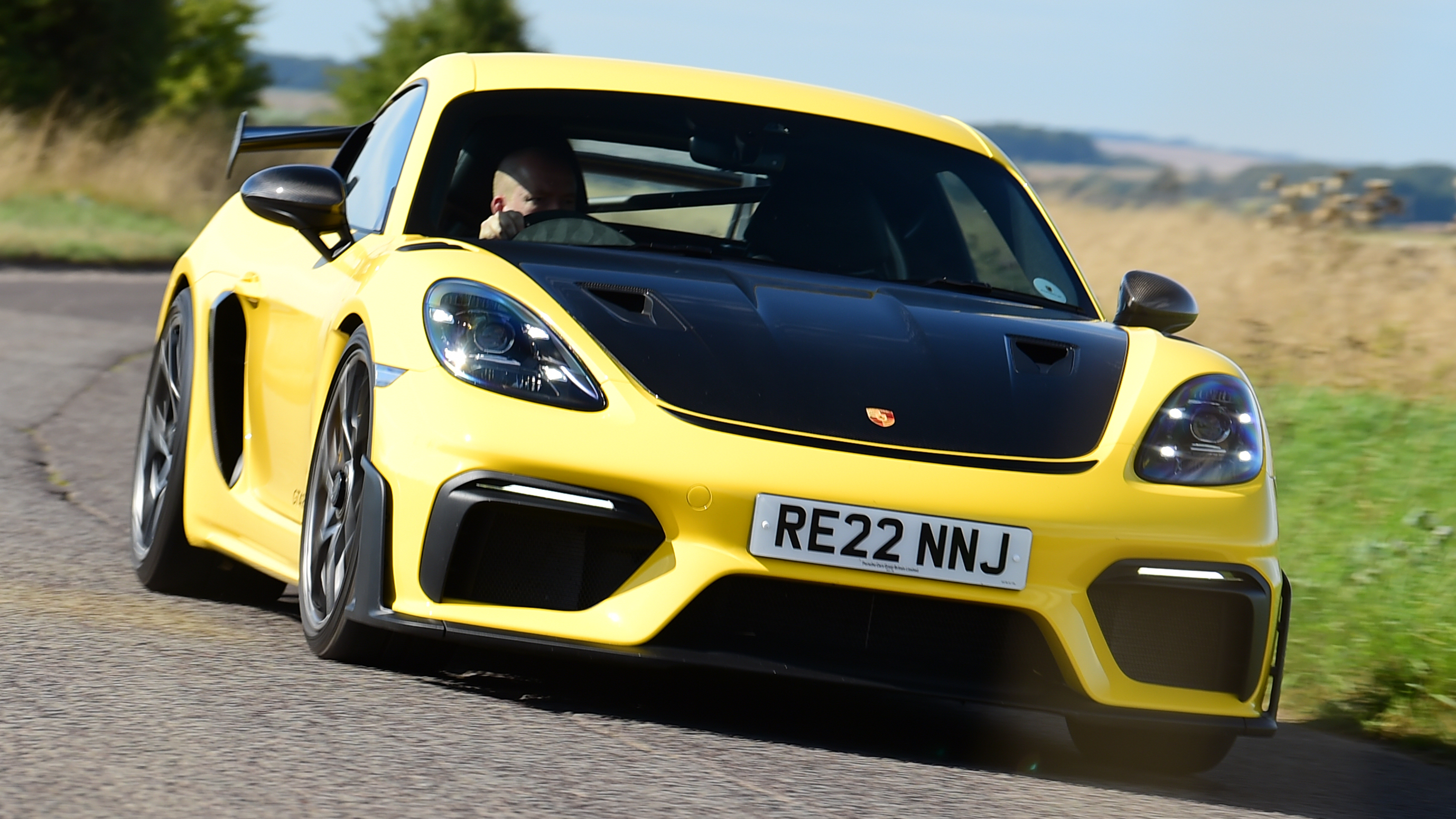 Porsche 718 GT4 RS - front cornering