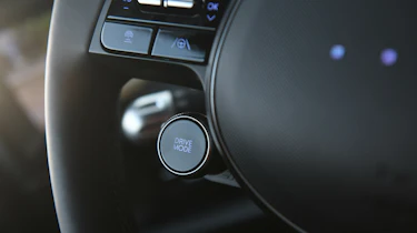 Hyundai Ioniq 6 - steering wheel detail