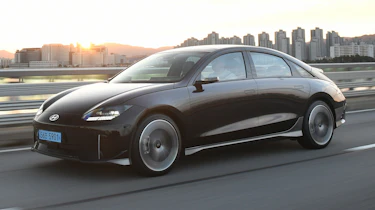Hyundai Ioniq 6 - front tracking