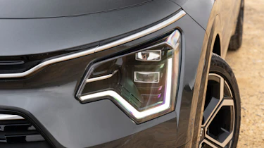 Kia Niro - headlight
