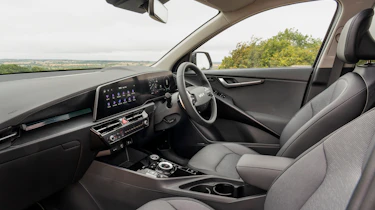 Kia Niro - interior (passenger side view)
