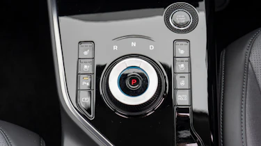 Kia Niro - gear selector