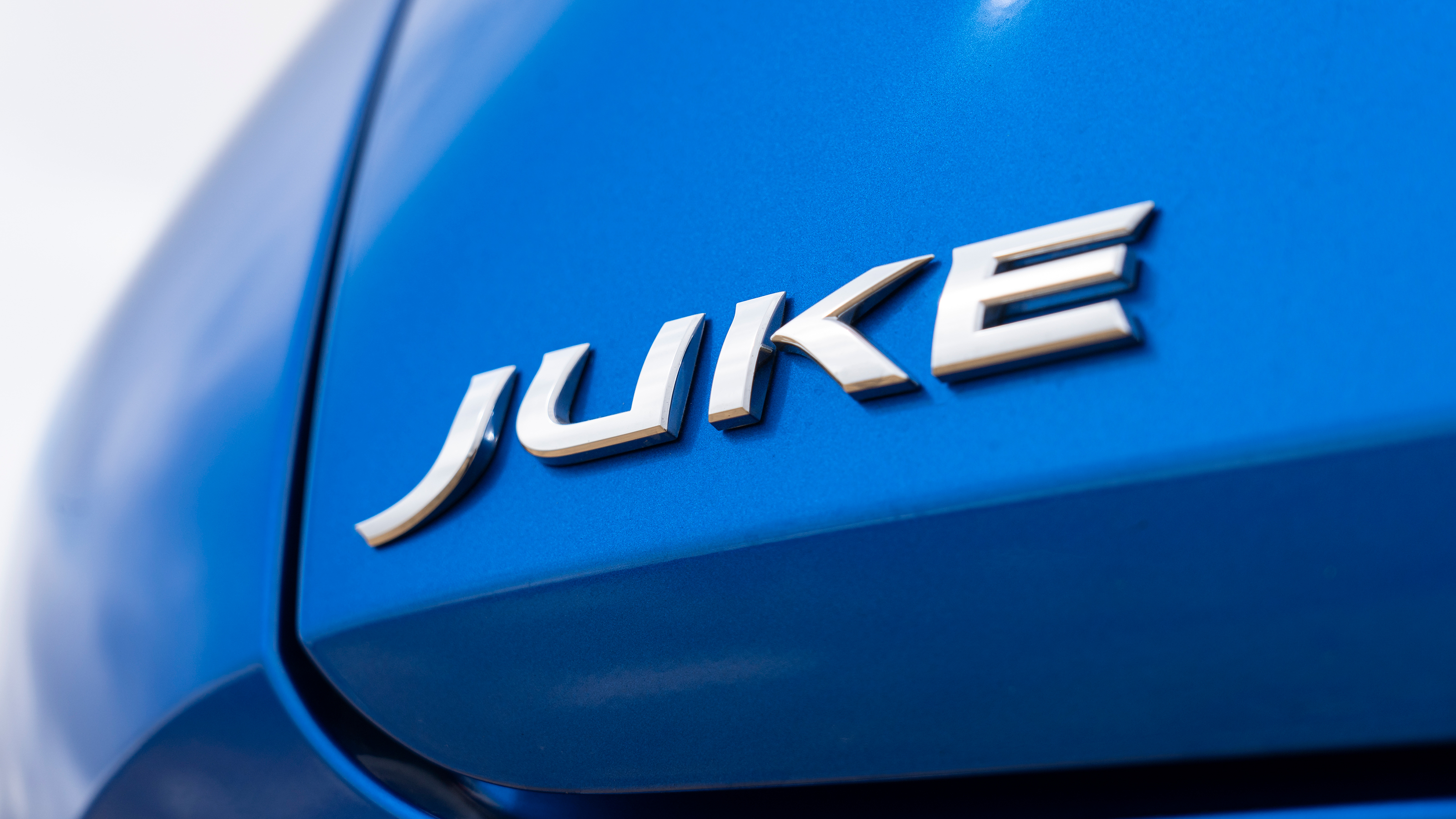 Nissan Juke - rear 'Juke' badge