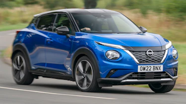 Nissan Juke - front cornering