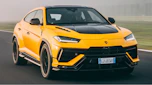 Lamborghini Urus Performante - front tracking