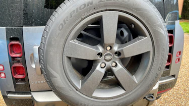 Land Rover Defender second report - wheel