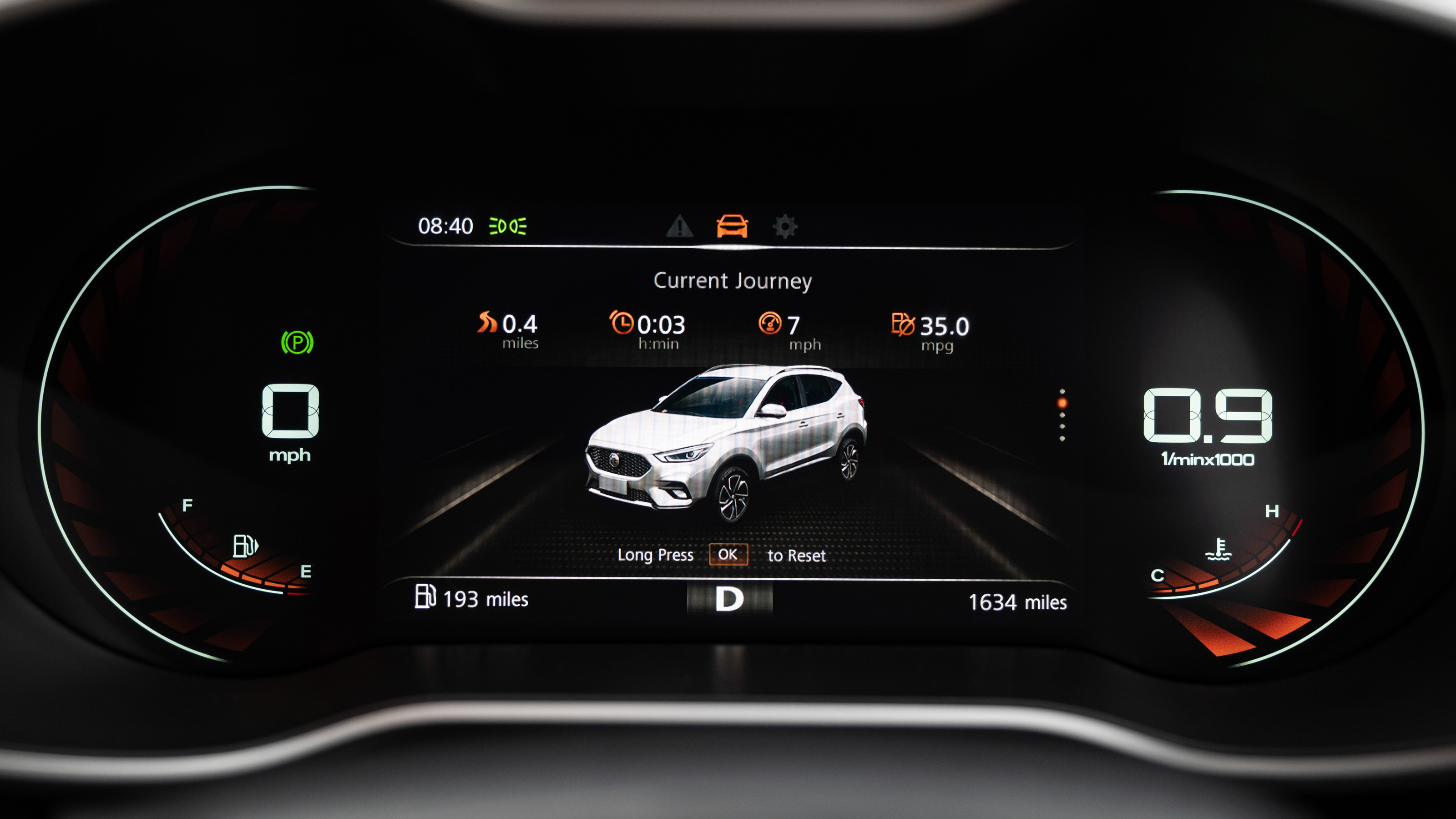 MG ZS - digital driver's display