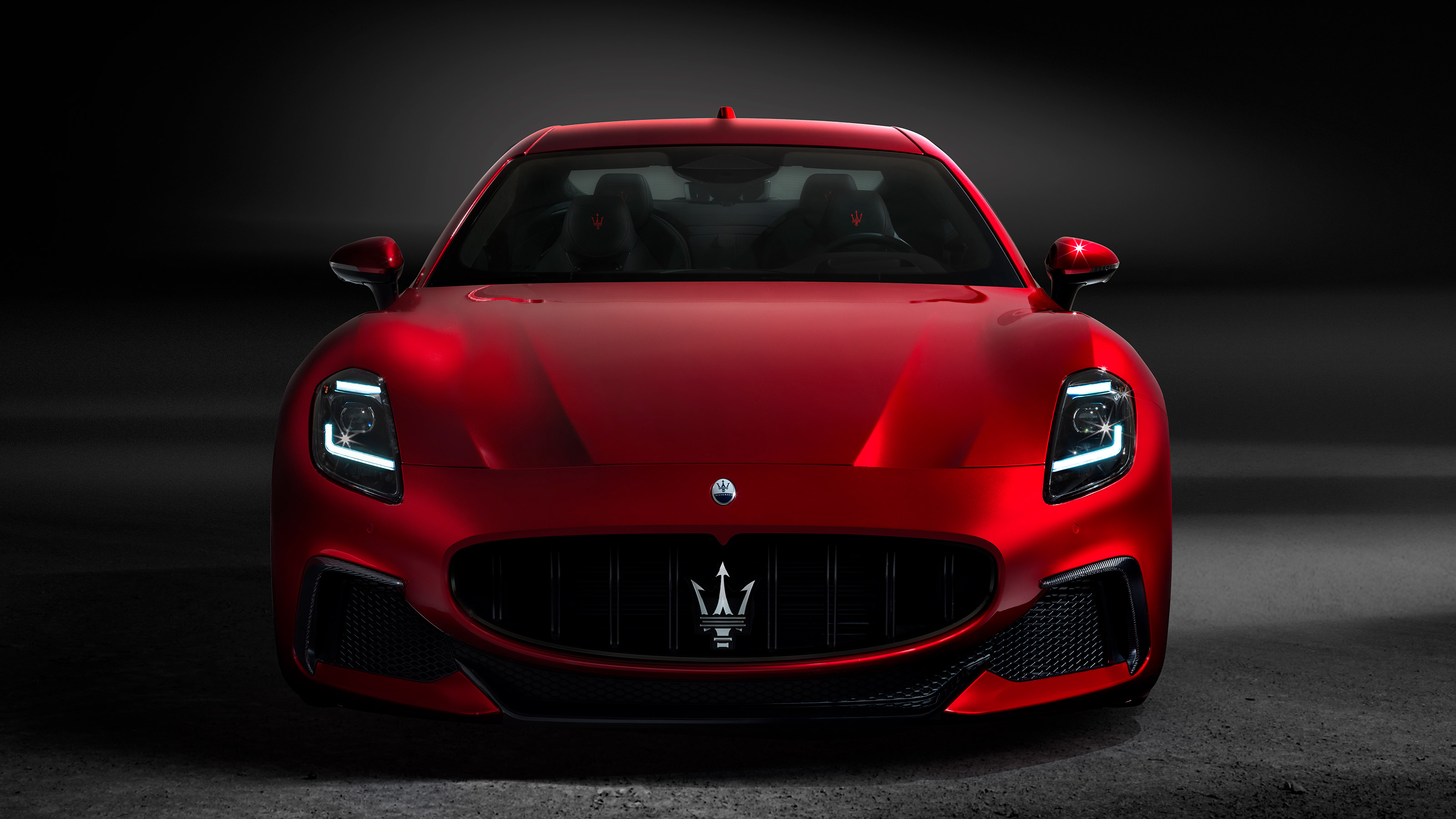 Maserati GranTurismo Trofeo - full front