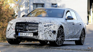 Mercedes E-Class Estate spyshot 1