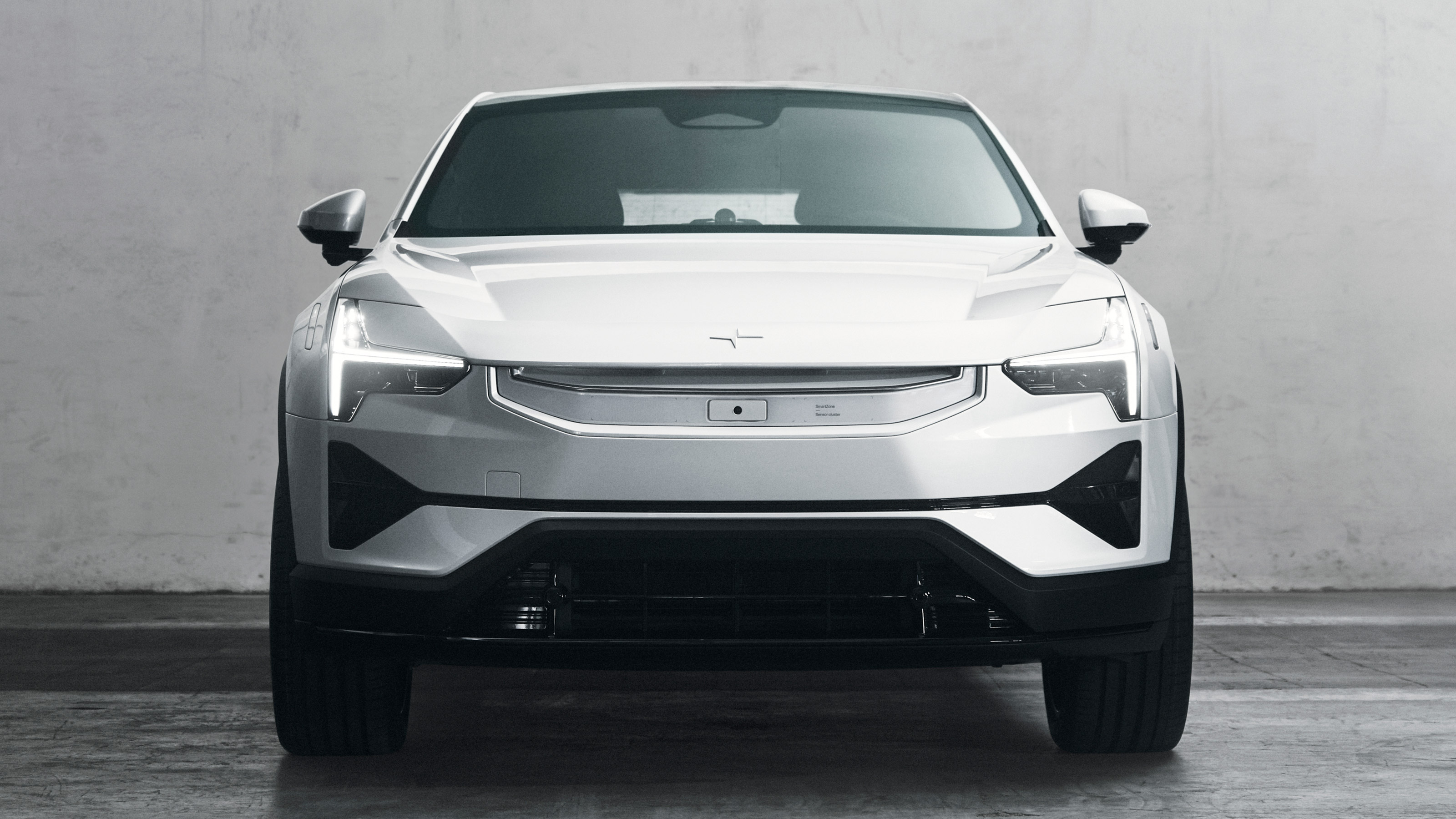 Polestar 3 - full front