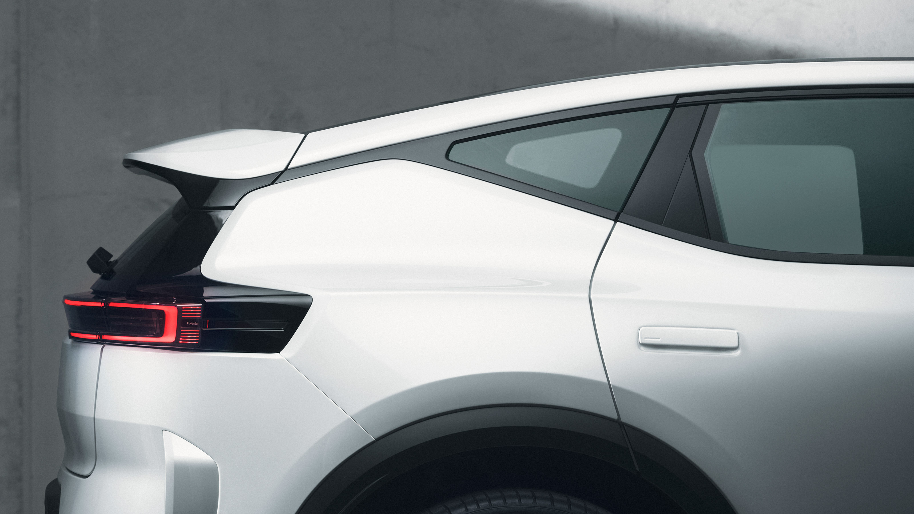 Polestar 3 - side profile