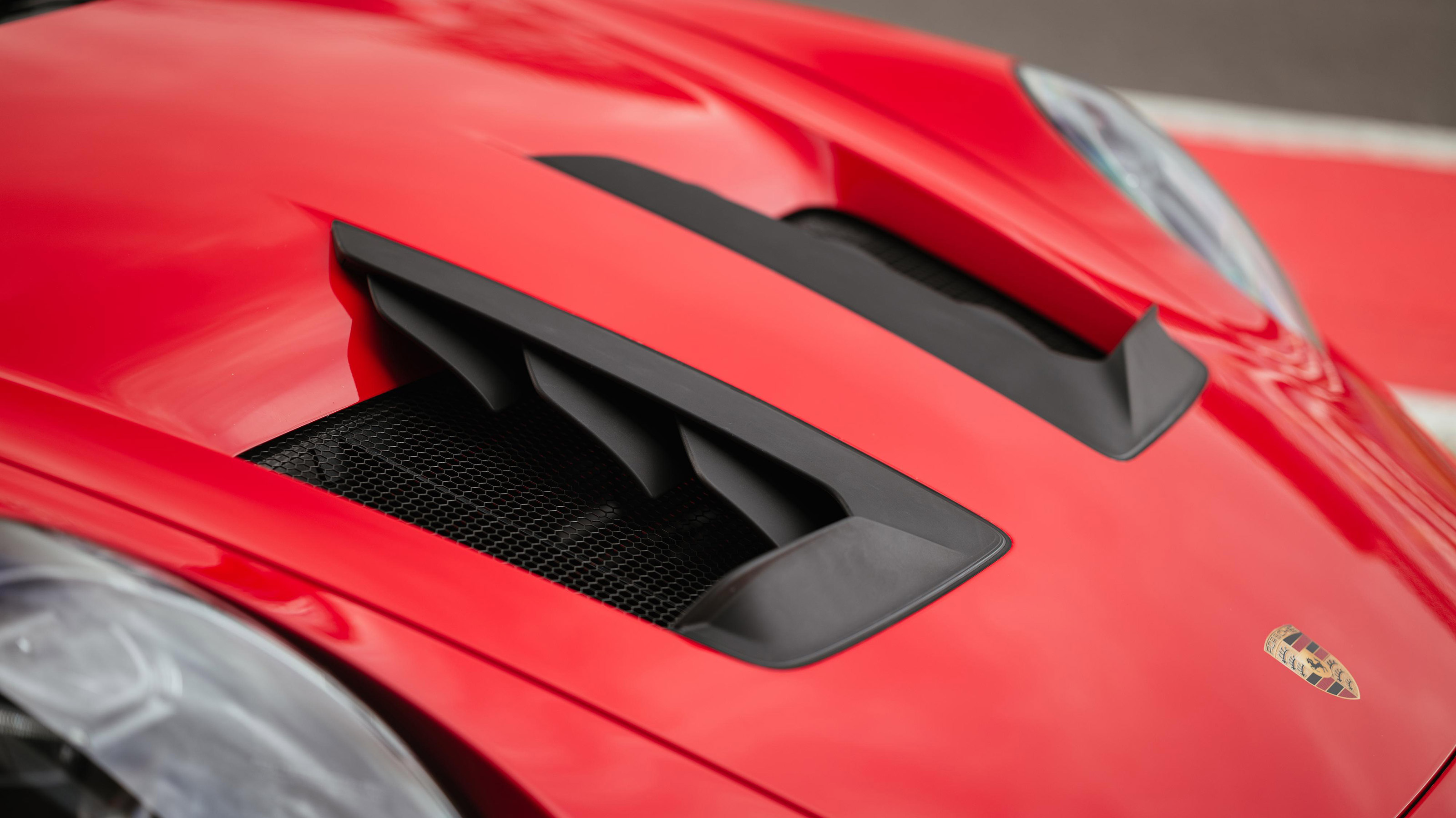 Porsche 911 GT3 RS - bonnet vents