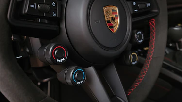 Porsche 911 GT3 RS - steering wheel detail