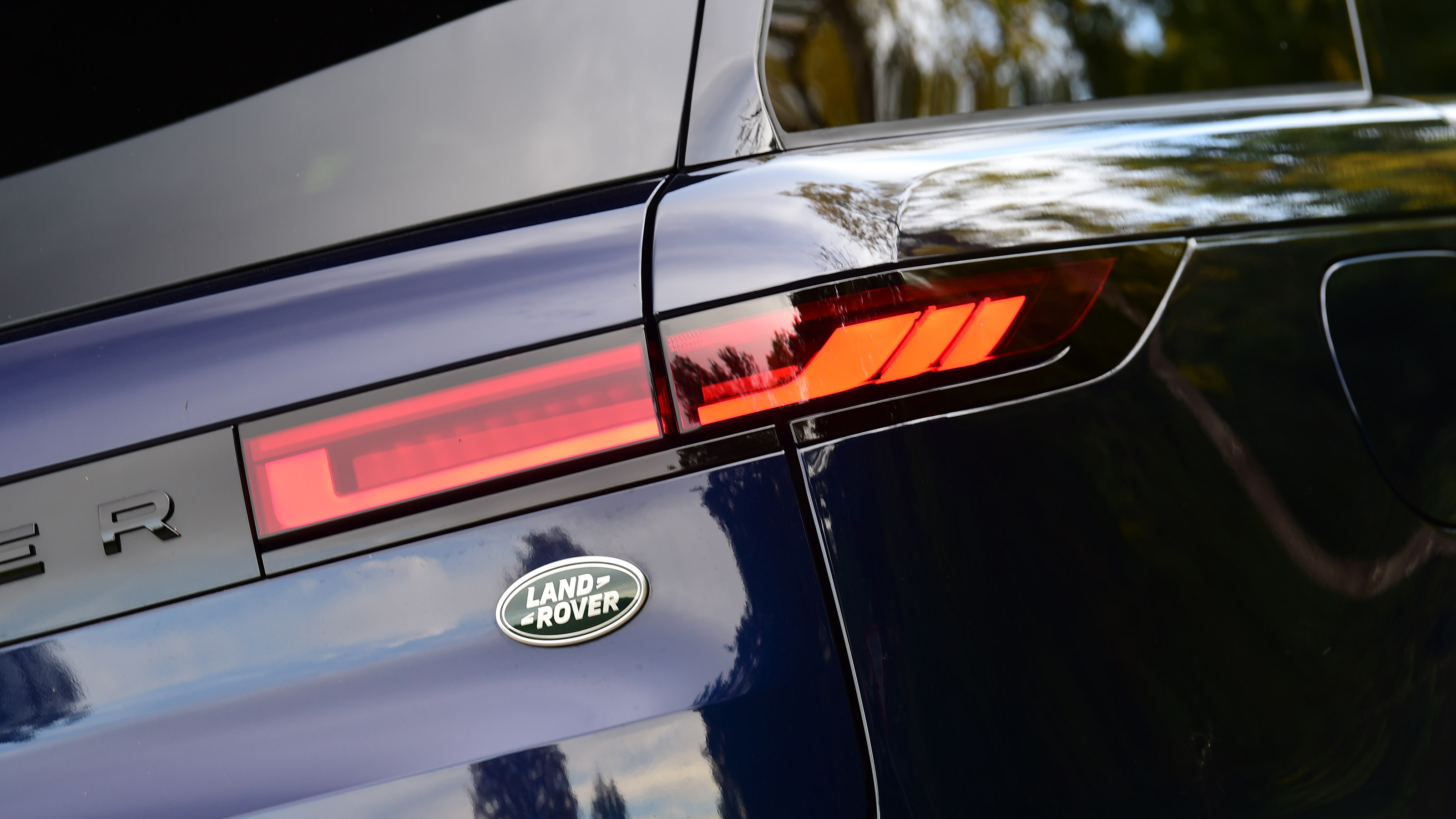 Range Rover Sport - rear light