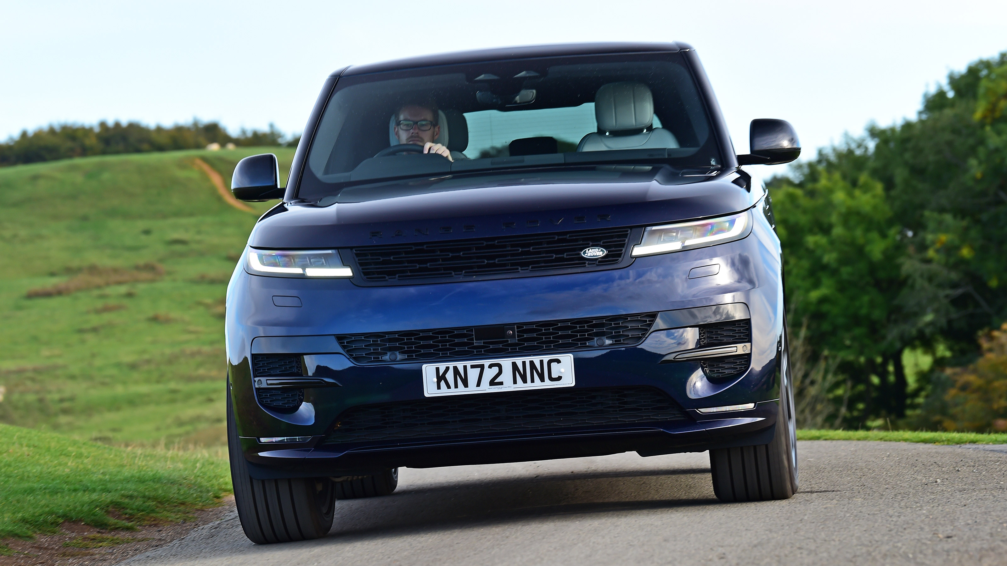 Range Rover Sport - front action