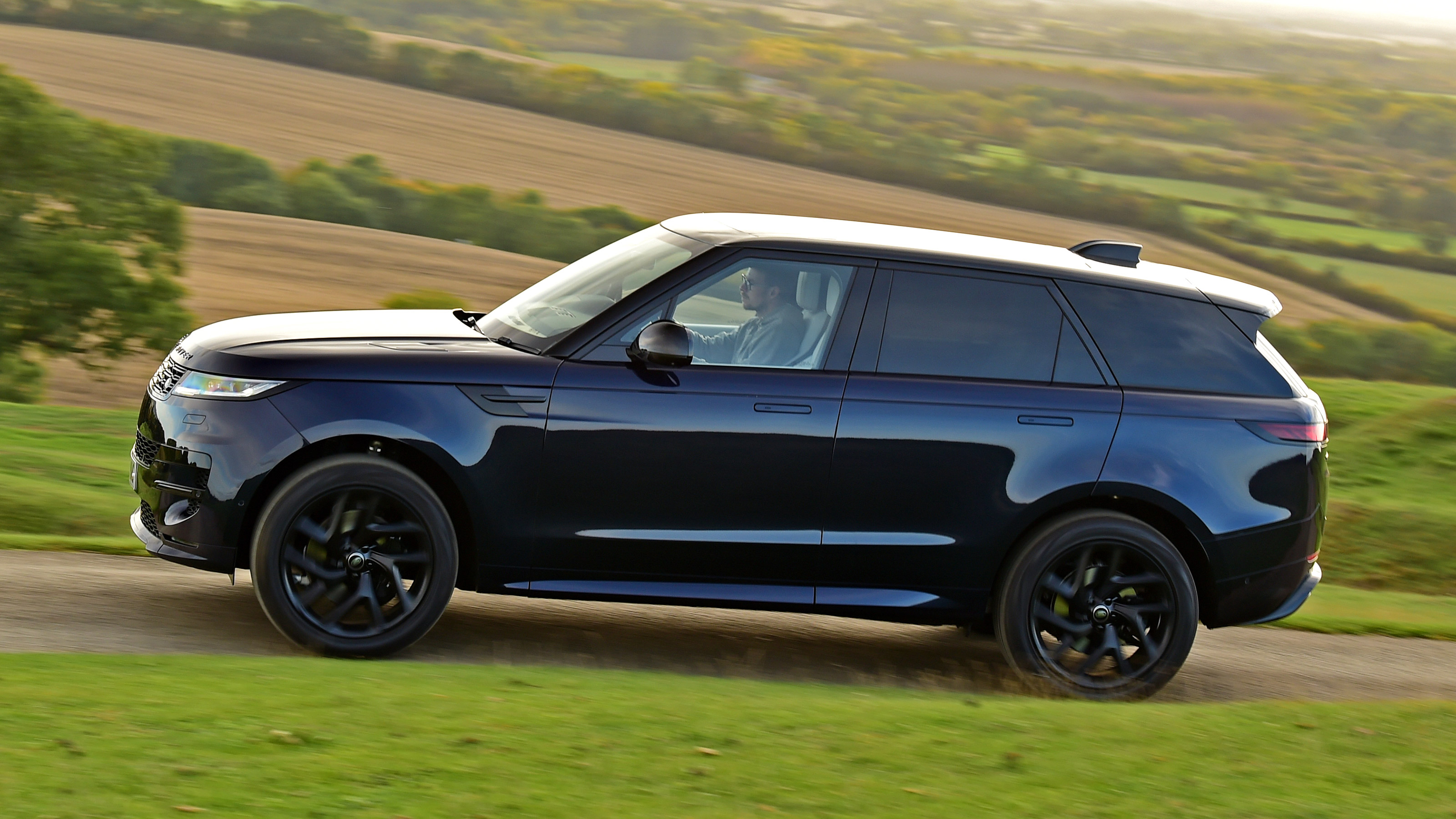 Range Rover Sport - side