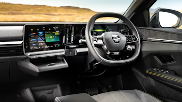 Renault Megane E-Tech - dash