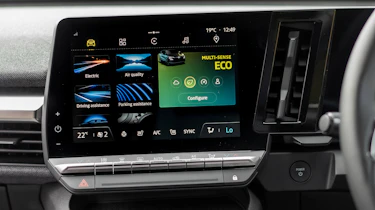 Renault Megane E-Tech - screen