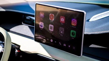 Skoda Vision 7S concept - infotainment