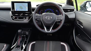 Toyota Corolla GR Sport - dash