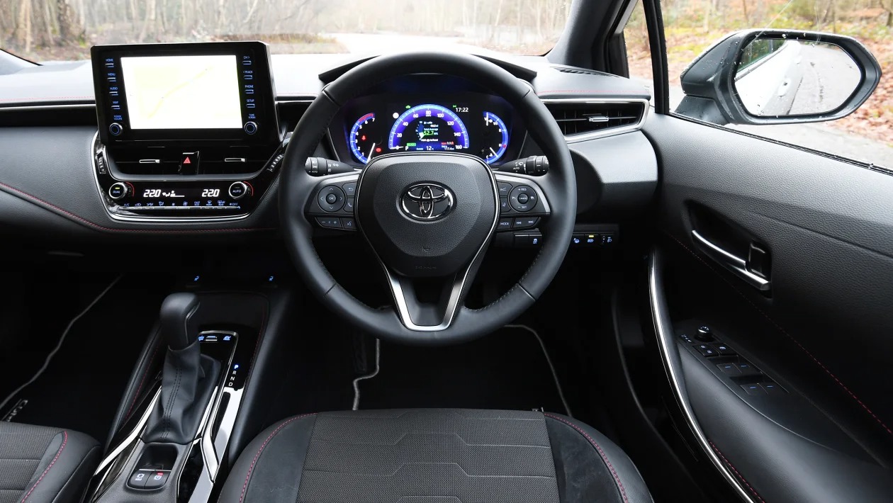 Used Toyota Corolla - dash