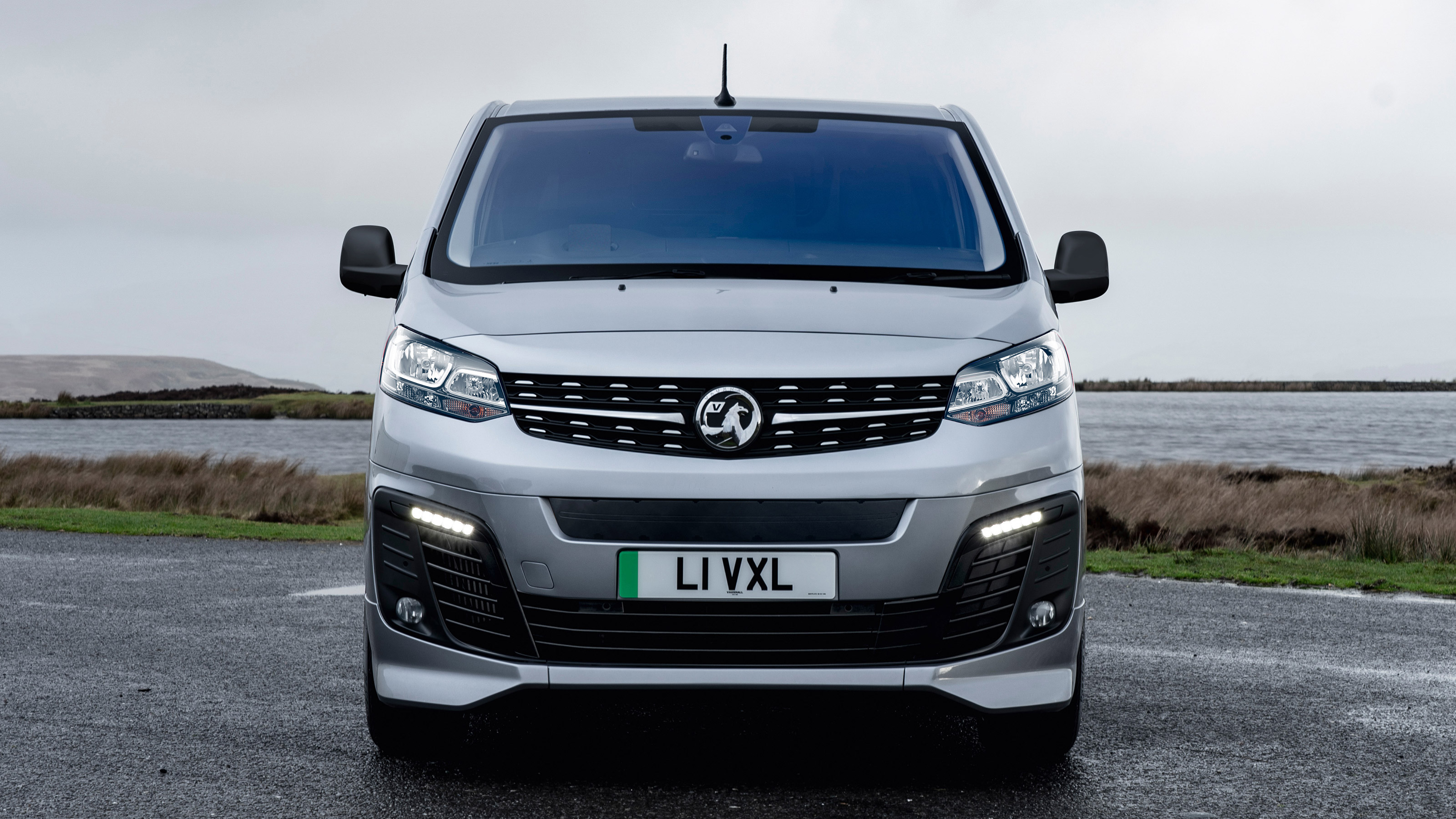 Vauxhall Vivaro GS - full front