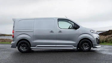 Vauxhall Vivaro GS - side static