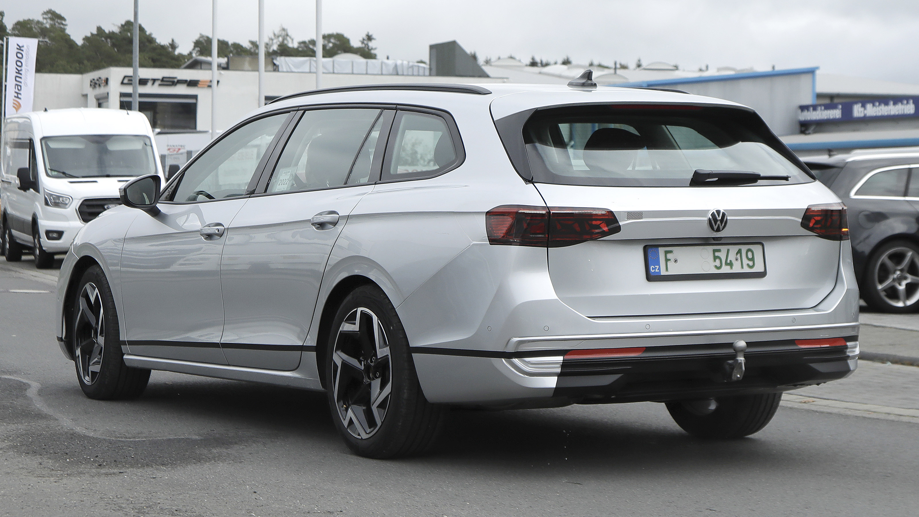 Volkswagen Passat spyshot 10