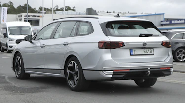 Volkswagen Passat spyshot 10