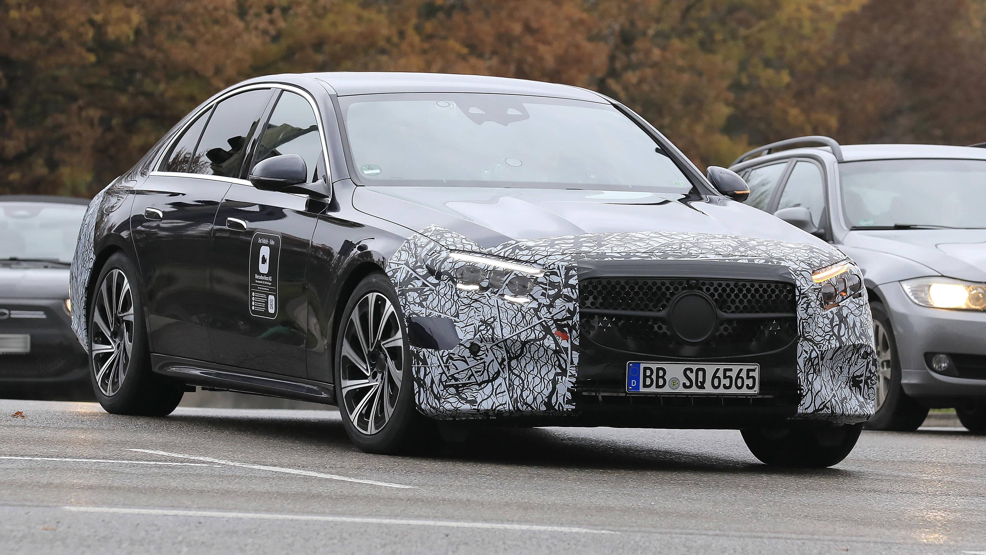 Mercedes E-Class spyshot - front