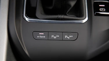 Alfa Romeo Tonale PHEV - buttons