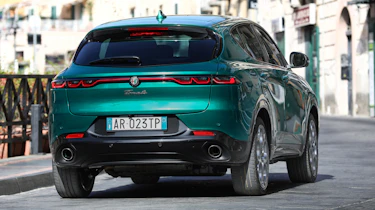 Alfa Romeo Tonale PHEV - rear action