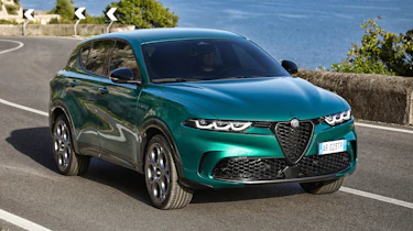 Alfa Romeo Tonale PHEV - front tracking