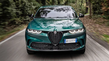Alfa Romeo Tonale PHEV - full front