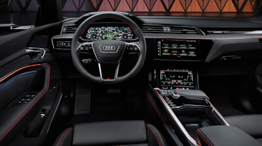 Audi Q8 e-tron - dash