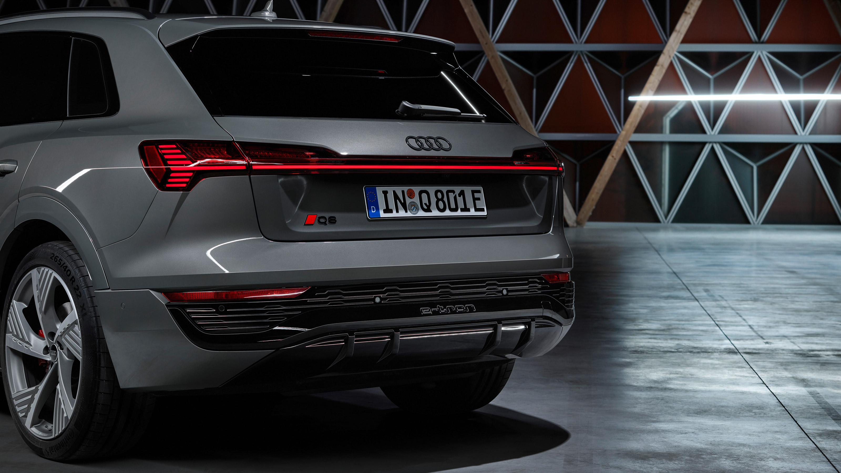Audi Q8 e-tron - rear detail