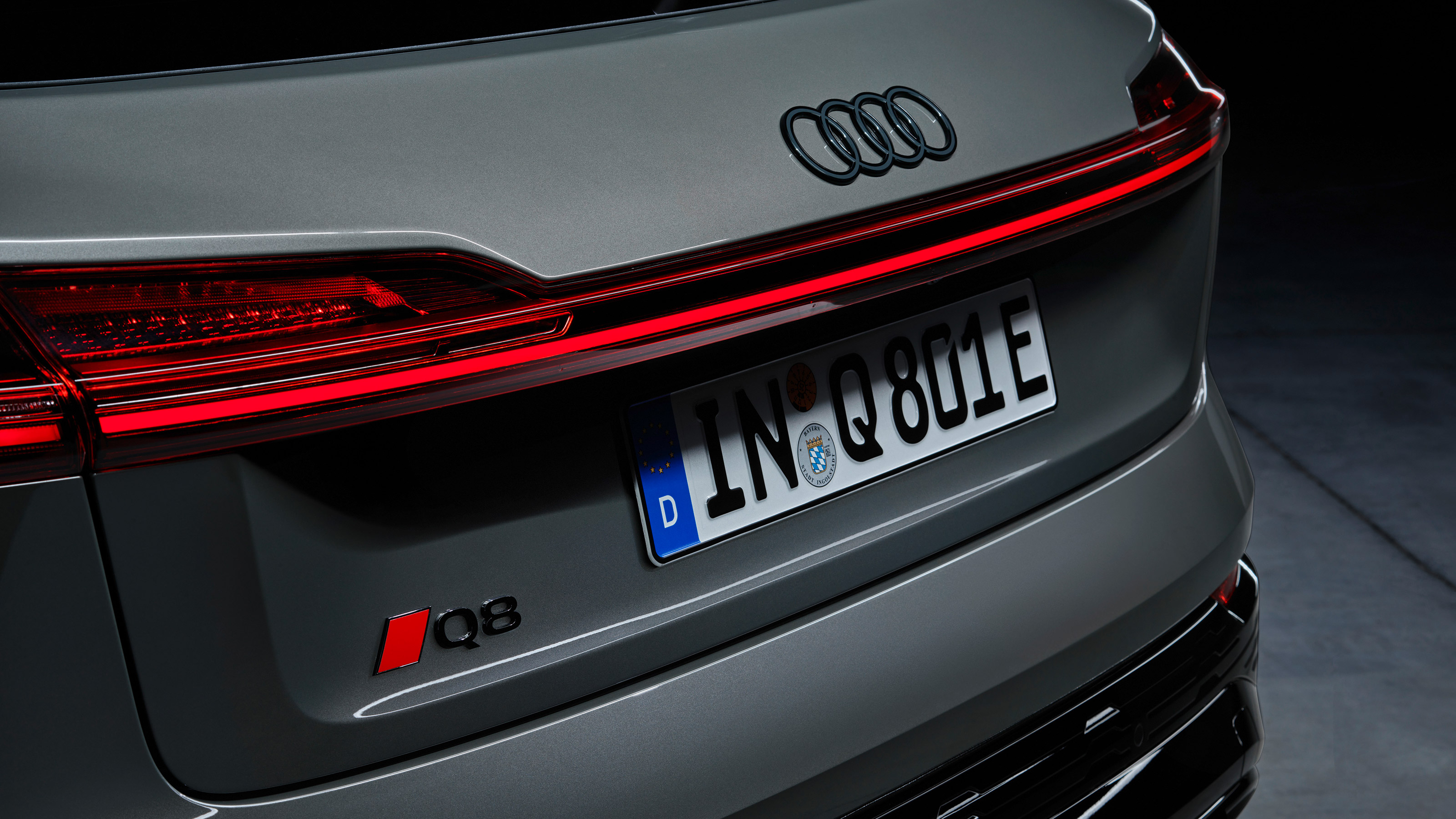 Audi Q8 e-tron - rear badge