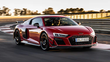 Audi R8 V10 GT RWD - front