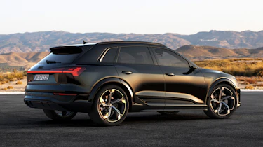 Audi SQ8 e-tron - rear