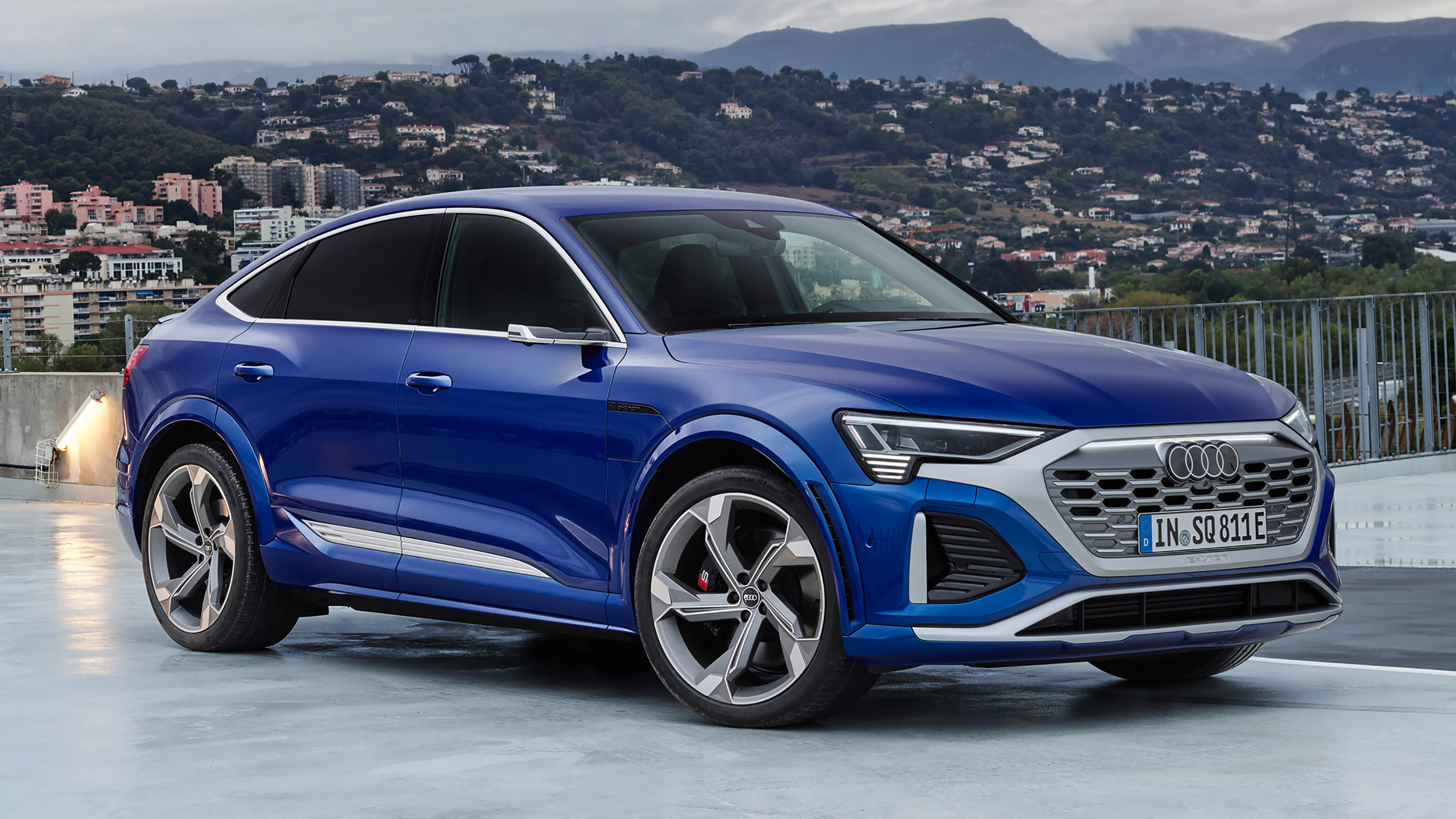 Audi SQ8 Sportback e-tron - front