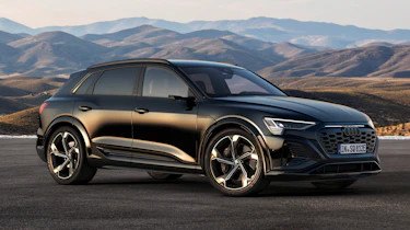 Audi SQ8 e-tron - front