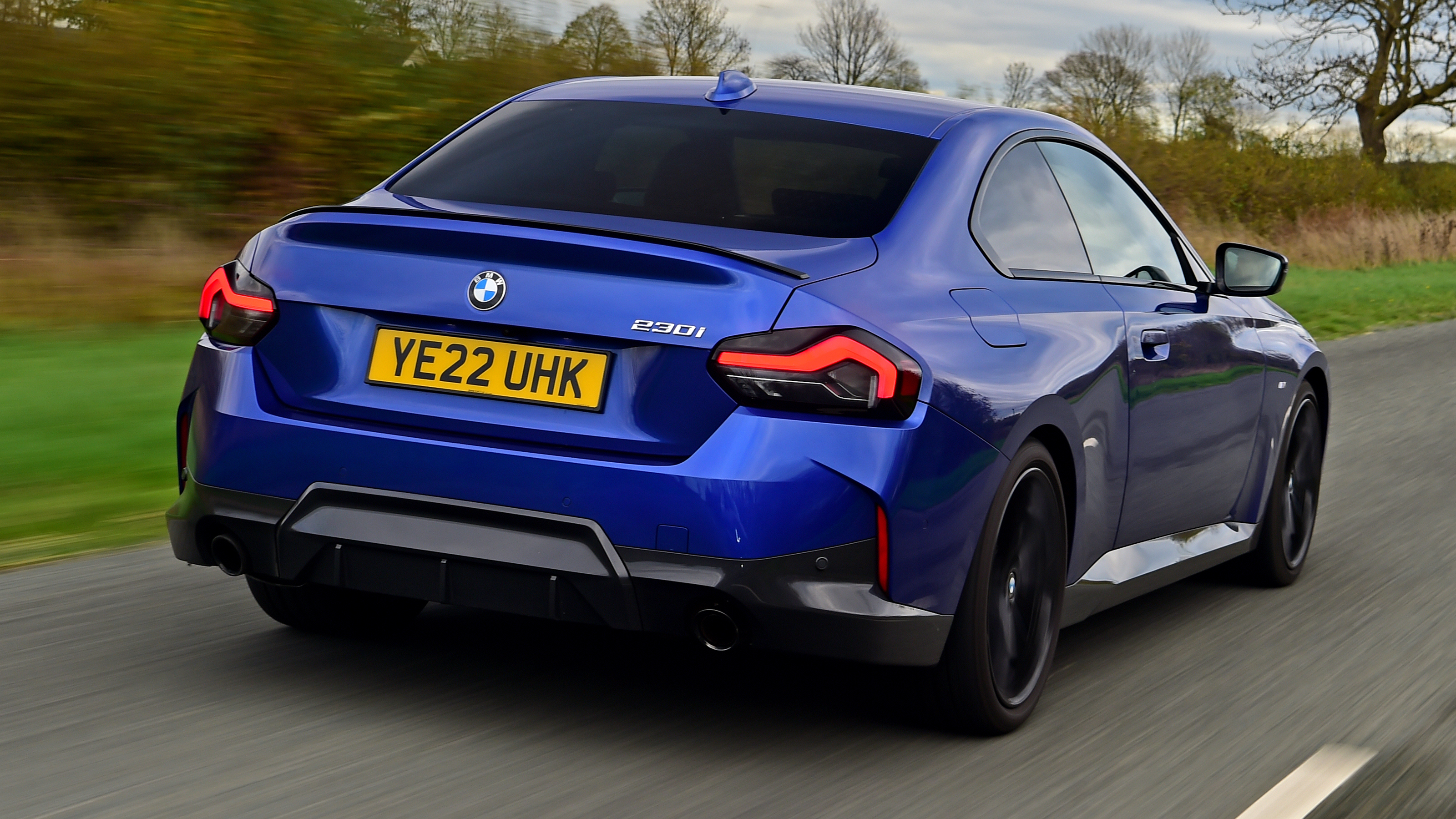 BMW 230i - rear tracking