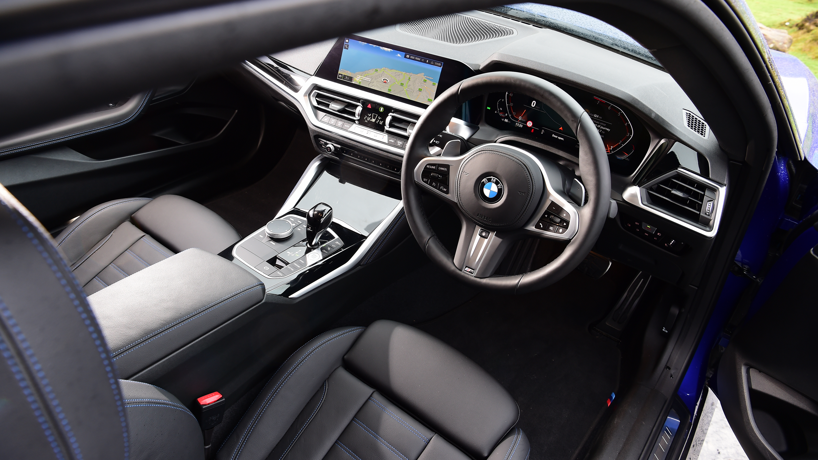 BMW 230i - interior