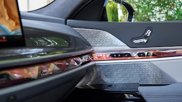 BMW 760i - interior detail