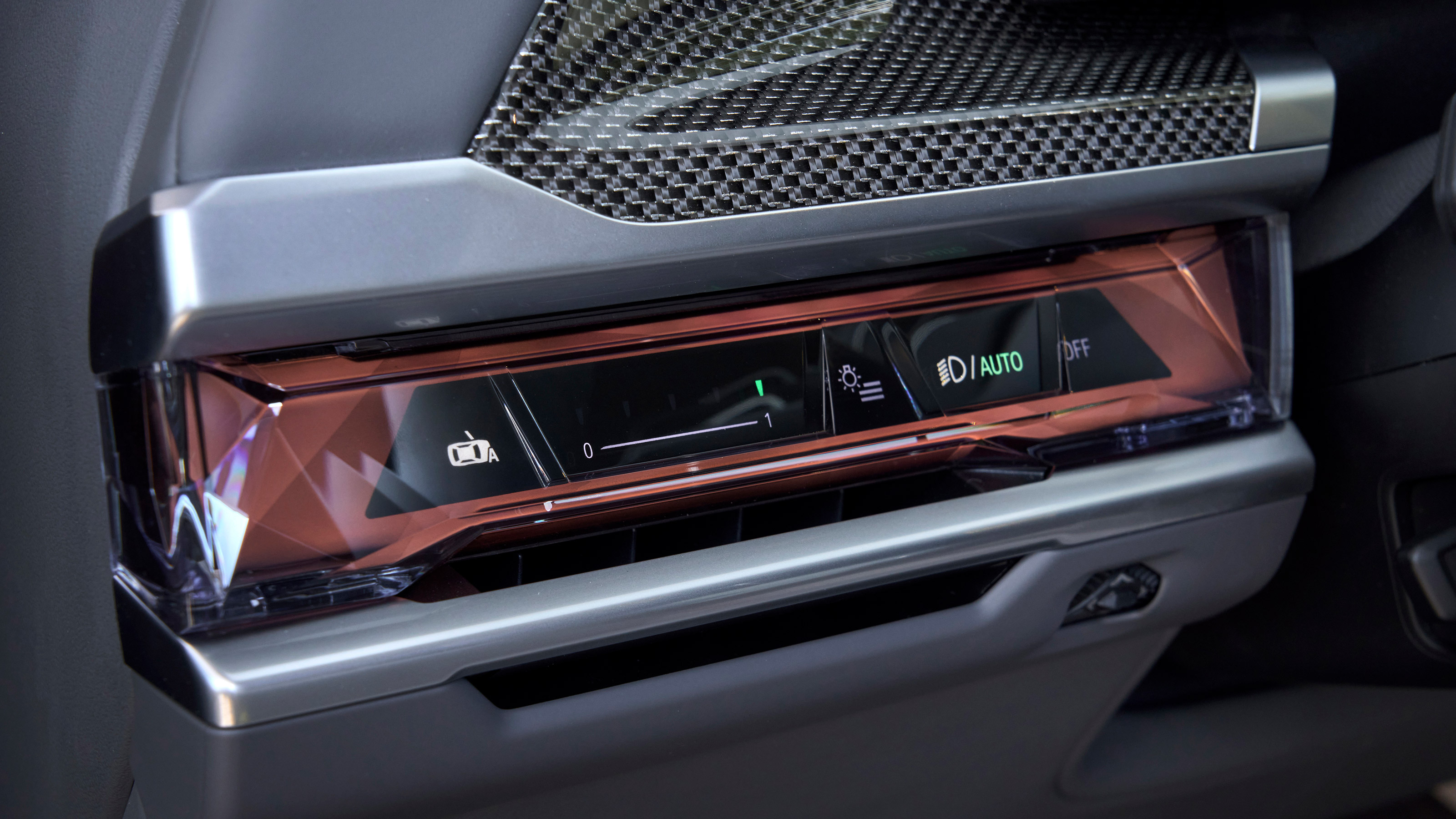 BMW 760i - interior